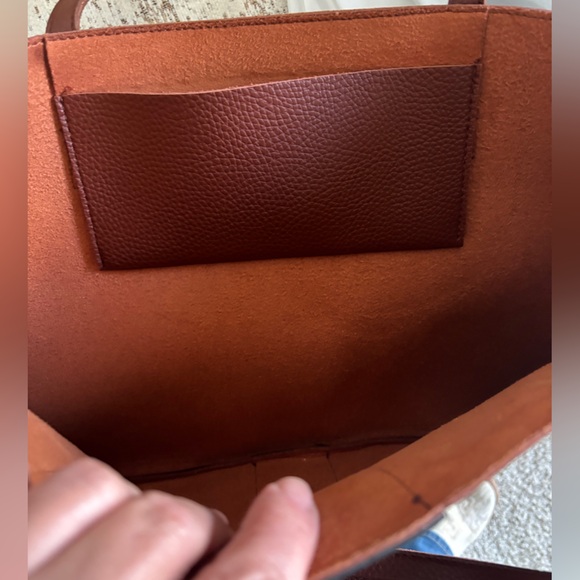 VINCE CAMUTO Pebble Leather Brown and Black Classic Tote Bag - Picture 5 of 8